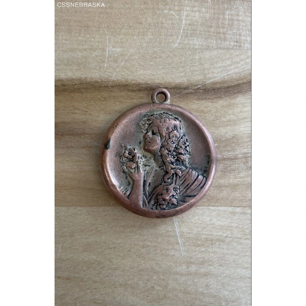 Vintage Art‎ Nouveau Copper Pendant Profile of Woman with Flowers 1 Inch